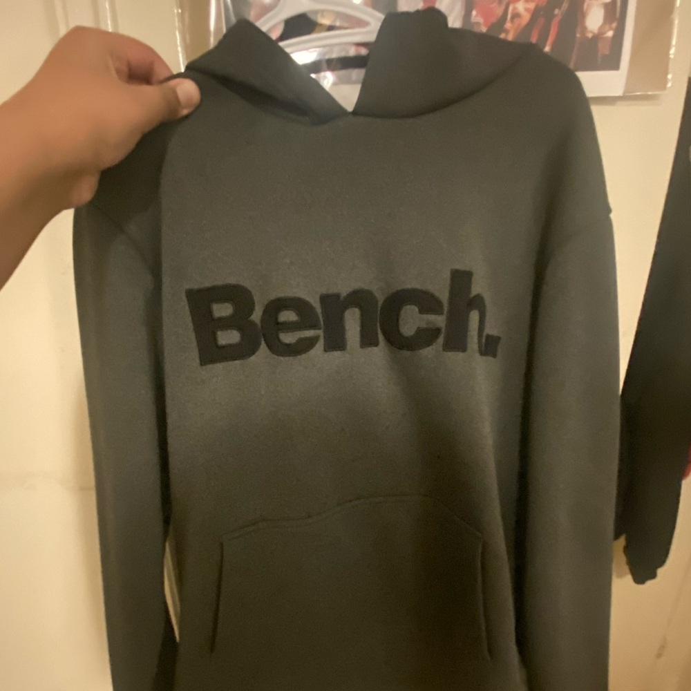 Men’s Bench Hoodie Size L/XL